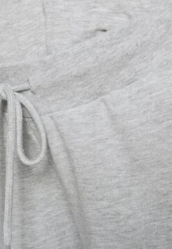 Slim Fit Joggers - Overbump - Trainingsbroek - Light Grey 13 Slim Fit Joggers - Overbump - Trainingsbroek - Light Grey -Lyno Kleding Winkel bdcb41bafe3945bd95f8e6c593930596