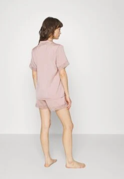 Anna Field Gift Box Pj Set - Pyjama - Pink 10 Anna Field Gift Box Pj Set - Pyjama - Pink -Lyno Kleding Winkel be4b5b8bac15409b94db3f1255e071a9