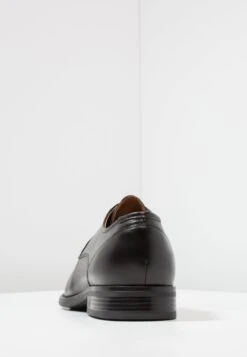 Pier One Leather - Veterschoenen - Black -Lyno Kleding Winkel c2d680b2a8c54540a2822fc3256389d3