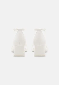 Call It Spring Vickie - Sandalen - White -Lyno Kleding Winkel c5a680a80d2044ea8fc1f665d070a288