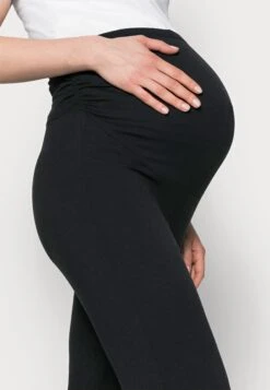 Trainingsbroek - Black -Lyno Kleding Winkel c5ab4c5ae4b54910993e327ccf49226d