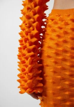 Spiky Cardigan - Vest - Orange 15 Spiky Cardigan - Vest - Orange -Lyno Kleding Winkel c616c5e92d4f48839c7d0314aa5adca7