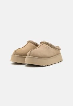 Ugg Tazz - Pantoffels - Mustard Seed 10 Ugg Tazz - Pantoffels - Mustard Seed -Lyno Kleding Winkel caf80238949643359e76e113aea53164