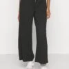 Noisy May Petite Nmjasa Wide Pant- Broek - Black 1 Noisy May Petite Nmjasa Wide Pant- Broek - Black -Lyno Kleding Winkel cfd2fb6860694be487daa681b6452a5d