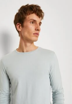 Pier One 2 Pack - Longsleeve - Light Blue/Dark Blue -Lyno Kleding Winkel d315311a1b6348f89442cc5ec2361513