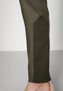 Mos Mosh Blake Night Pant Sustainable - Chino - Grape Leaf -Lyno Kleding Winkel d5b512bd0a4449bebf5b9df058e98782