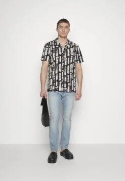 Pier One Overhemd - Black 13 Pier One Overhemd - Black -Lyno Kleding Winkel de1bc0ca8af44133b82ba5d226cd3e70