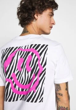 YOURTURN T-Shirt Print - White -Lyno Kleding Winkel de44298ade9445279e0e49675306d6c1