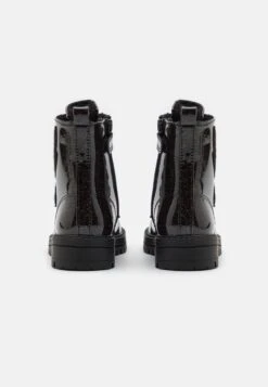 Friboo Veterboots - Black 10 Friboo Veterboots - Black -Lyno Kleding Winkel e0e8b5da6f414bdc97f535e122e34aa3