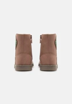 Friboo Korte Laarzen - Mauve -Lyno Kleding Winkel e1b9d573ae7a469392c8d3d172510892