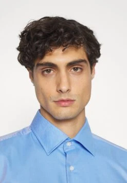 Boss Hank- Zakelijk Overhemd - Light Pastel Blue -Lyno Kleding Winkel e58ea85b16e145008d760932497ab86f