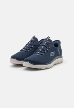 Summits - Sneakers Laag - Navy 9 Summits - Sneakers Laag - Navy -Lyno Kleding Winkel e79e5459cb0e40eaaa1e27b4a01e3778