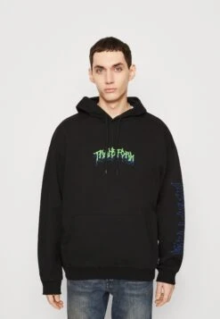 YOURTURN Transform Unisex - Sweater - Black 10 YOURTURN Transform Unisex - Sweater - Black -Lyno Kleding Winkel e7eb3eca5655476980c02b64588c7505