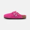 Birkenstock Boston Regular - Pantoffels - Fuchsia Tulip 2 Birkenstock Boston Regular - Pantoffels - Fuchsia Tulip -Lyno Kleding Winkel e9642614c93c4e1da32a602c0a909dd1