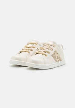 Friboo Sneakers Laag - White -Lyno Kleding Winkel ecdc639f50e24a0499ef2f886365ffee