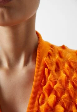 Spiky Cardigan - Vest - Orange 14 Spiky Cardigan - Vest - Orange -Lyno Kleding Winkel f2216bb1730a4e8f95c5a1e8572e8e08