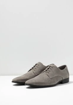 Pier One Veterschoenen - Grey 10 Pier One Veterschoenen - Grey -Lyno Kleding Winkel f650508ee4674f83beedcb3e7d3dc2fd