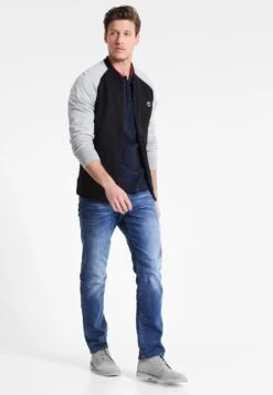 Pier One Straight Leg Jeans - Mid Blue -Lyno Kleding Winkel fd002322ee7f44b6b1326c1c8aff9872